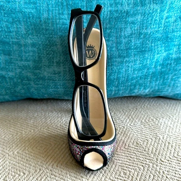 EYEGLASS Fun High Heel holder/display - Picture 1 of 4